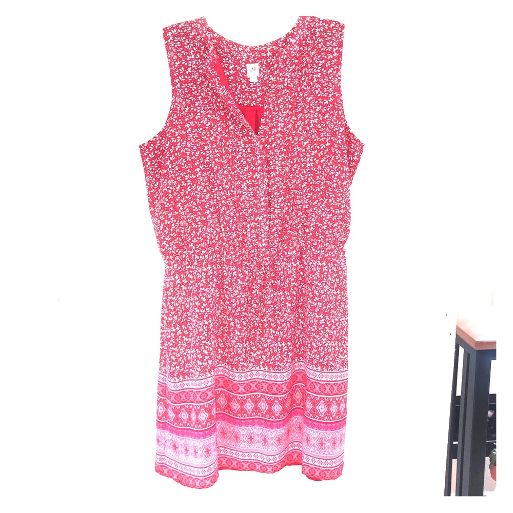 Cute little red GAP dress
